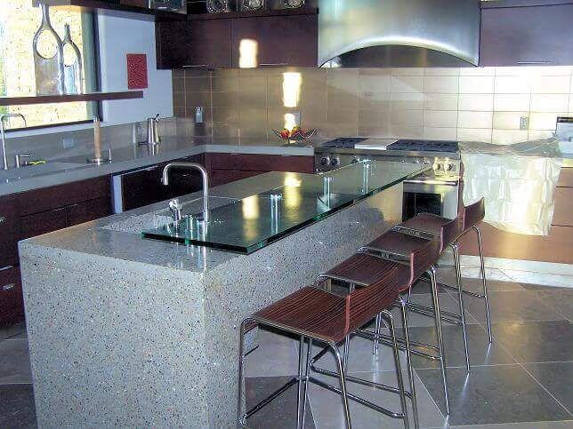 Glass-countertop